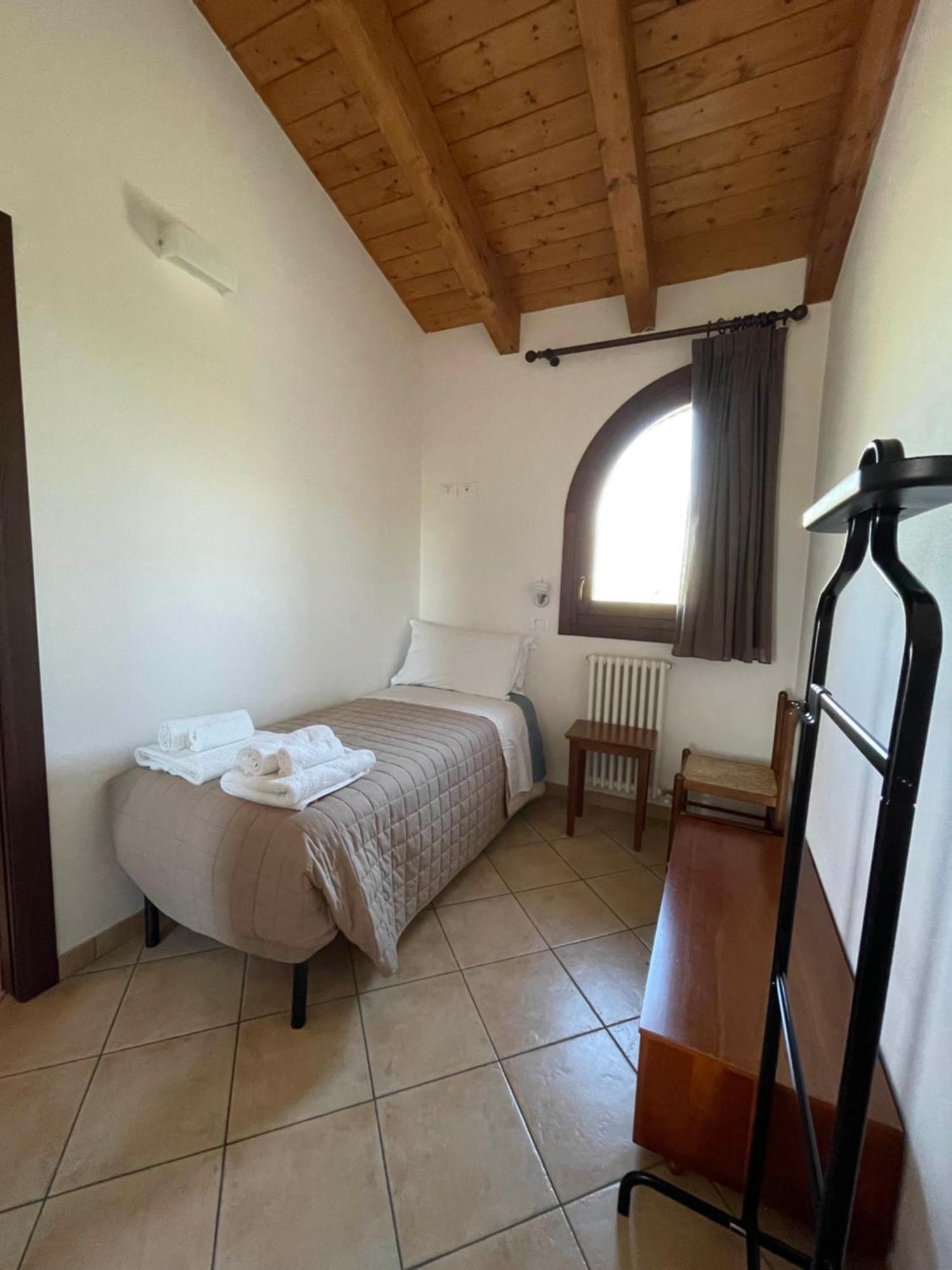 Il Ghiandolino Villa อิโมลา ภายนอก รูปภาพ